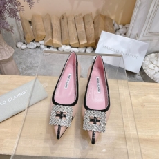 Manolo Blahnik flat shoes